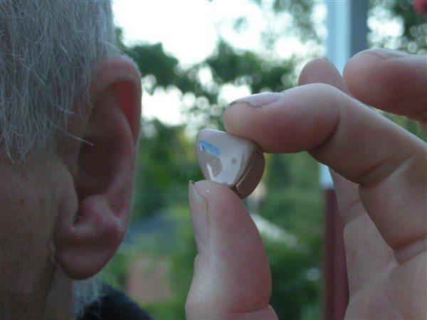 Inserting Hearing aid In the Ear blog image